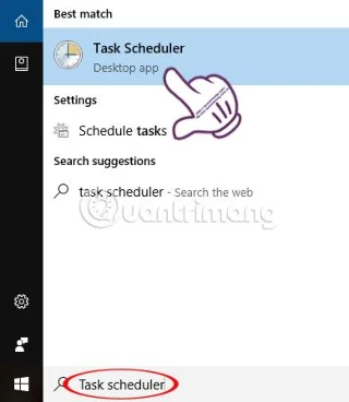Как автоматично да направите фона тъмен на Windows 10