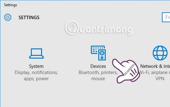 Instruktioner för att ändra rullningsriktningen för Windows 10-pekplattan