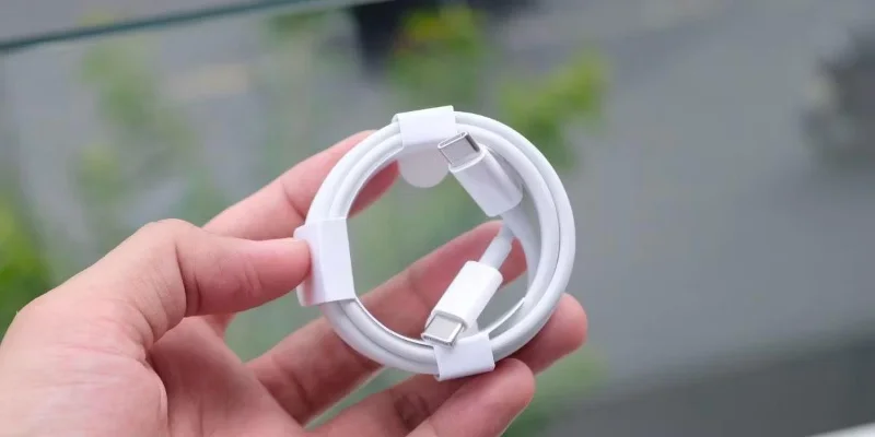 Vilken typ av kabel och laddare behöver din iPhone?