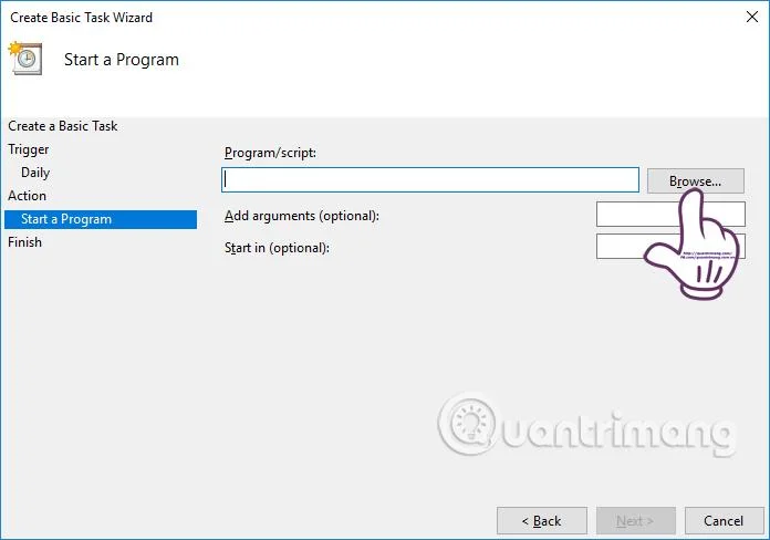 Как автоматично да направите фона тъмен на Windows 10