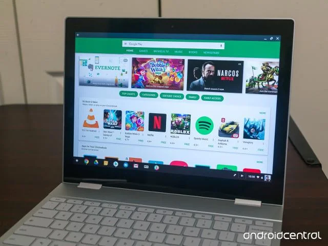Jak změnit polohu hlavního panelu v systému Windows 10