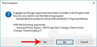 Как автоматично да направите фона тъмен на Windows 10