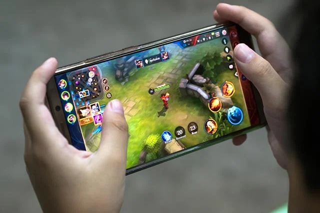 Hur man aktiverar spelläge på Android-telefoner och iPhones
