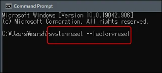 Jak obnovit tovární nastavení (Factory Reset) Windows 10 PC pomocí příkazového řádku