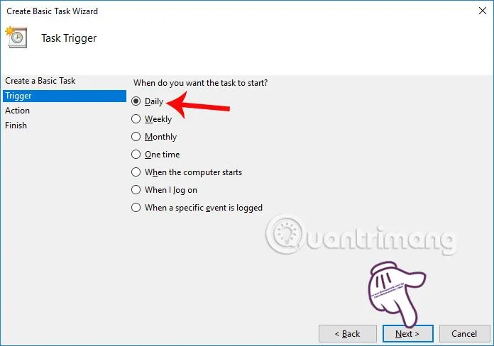 Как автоматично да направите фона тъмен на Windows 10