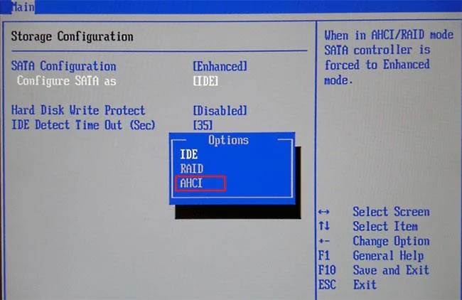 Kaip įjungti AHCI režimą „Windows 10“.
