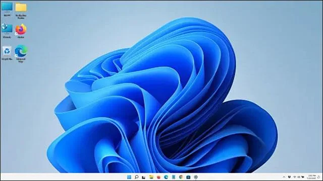 Jak skrýt/zobrazit hlavní panel v systému Windows 11