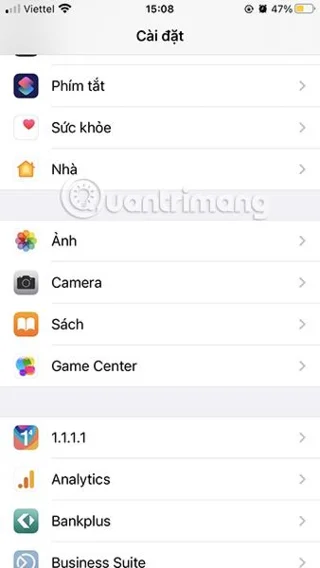 Hur man aktiverar främre kamerasymmetri på iPhone