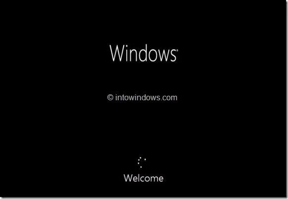 Hur man skapar en ny användare i Windows 10 med hjälp av datorhantering och kontrollpanelen